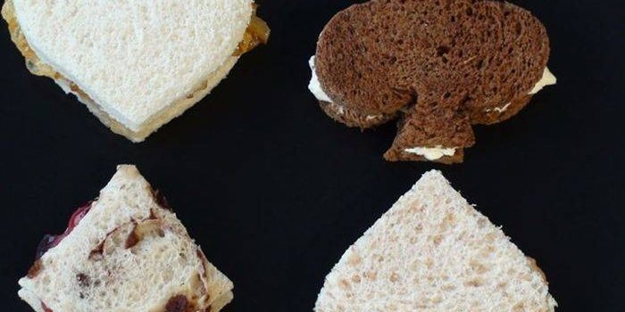 Online Poker Basics | The Sandwich Effect